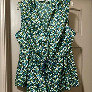 Unique Spectrum Blue and Green Patterned sleeveless Blouse Size 18/20